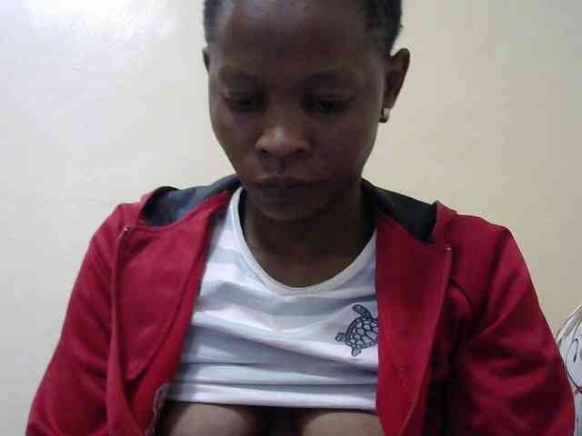 PrettyAlianah webcam