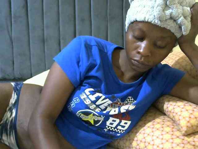 PrettyAlianah Live Webcam on BongaCams