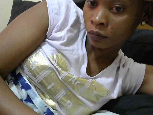 PrettyAlianah webcam