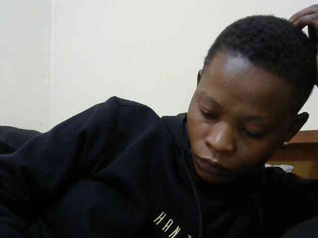 PrettyAlianah webcam
