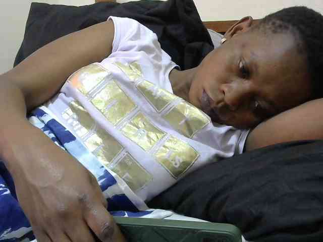 PrettyAlianah webcam