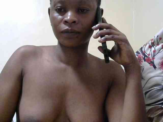 PrettyAlianah webcam