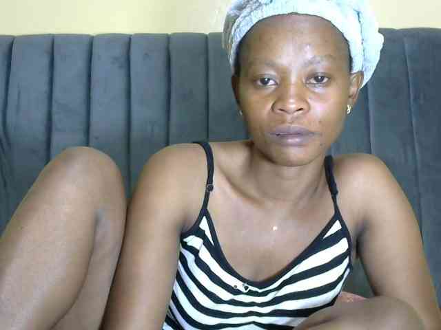 PrettyAlianah Live Webcam on BongaCams