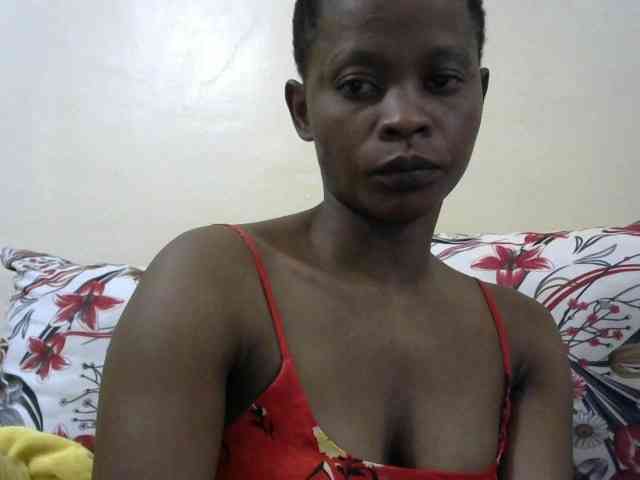 PrettyAlianah webcam