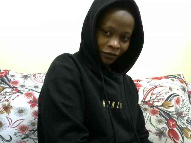PrettyAlianah webcam