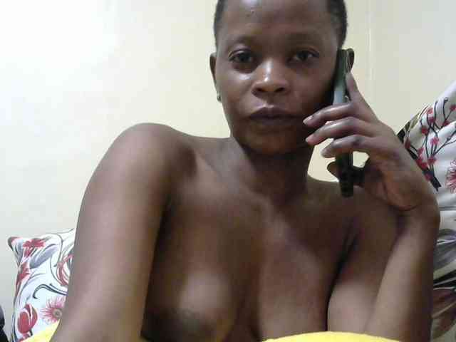 PrettyAlianah webcam