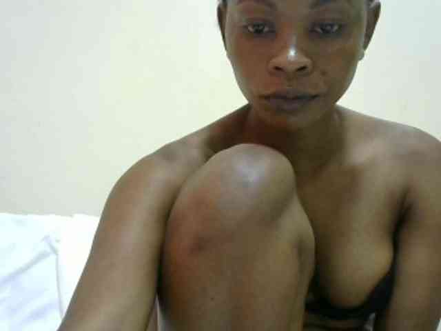 PrettyAlianah webcam
