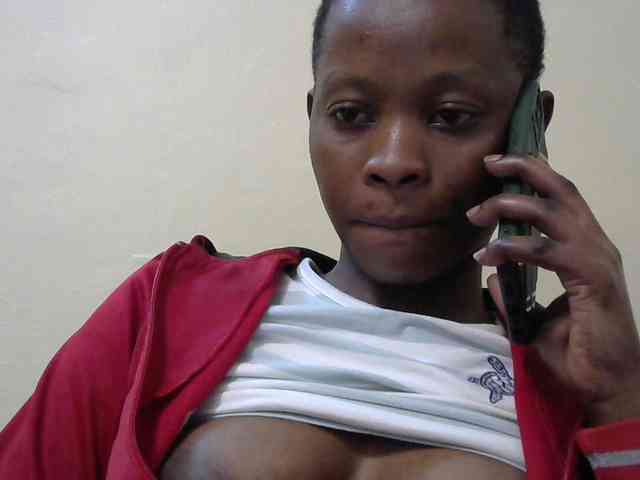 PrettyAlianah webcam