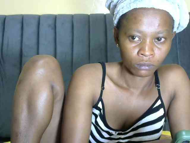 PrettyAlianah Live Webcam on BongaCams