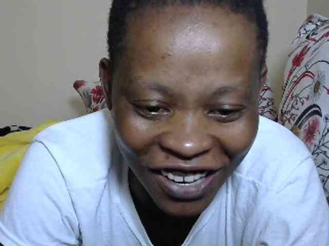 PrettyAlianah webcam
