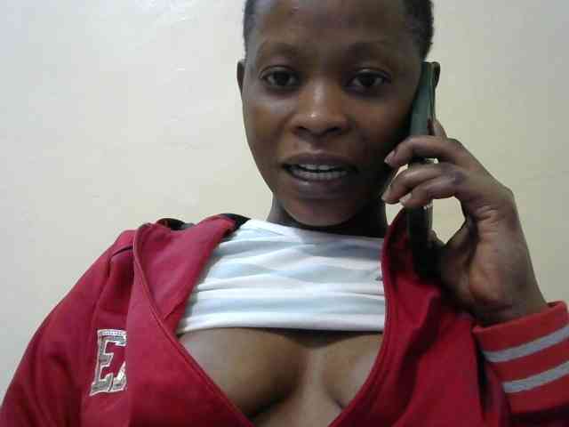 PrettyAlianah webcam
