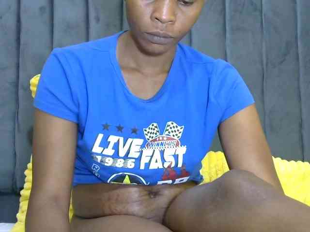 PrettyAlianah Live Webcam on BongaCams