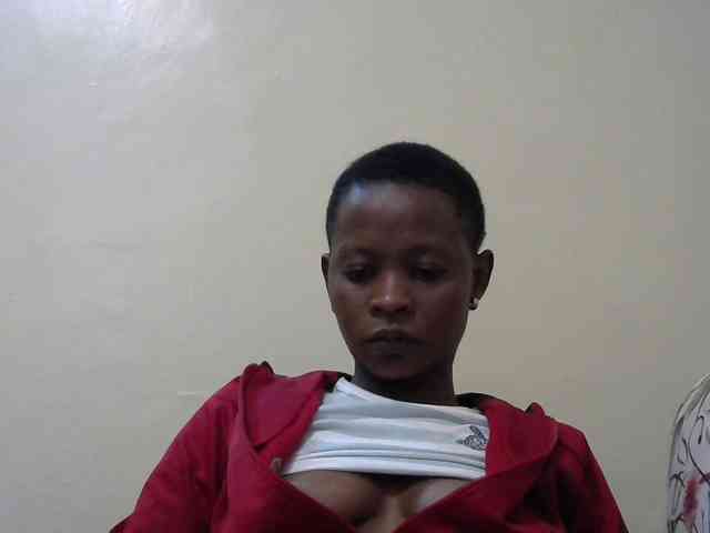 PrettyAlianah webcam
