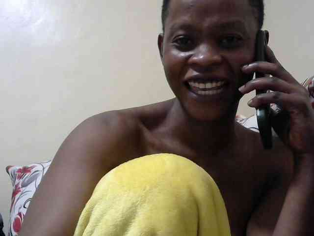 PrettyAlianah webcam