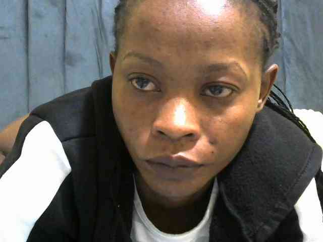 PrettyAlianah webcam