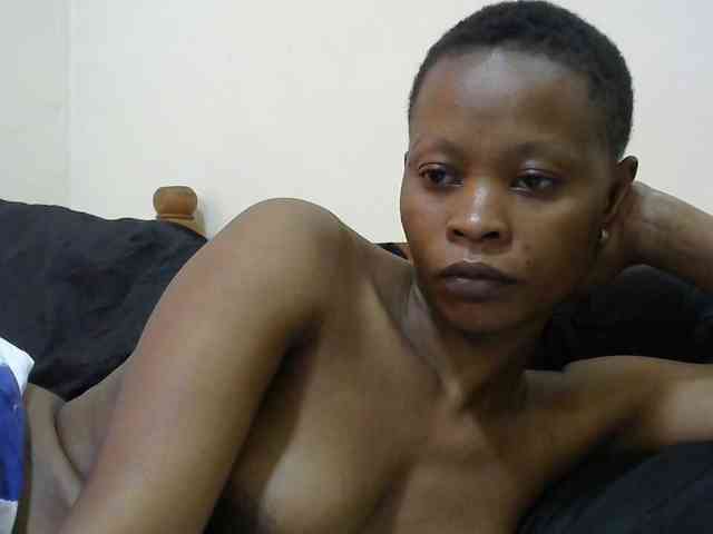 PrettyAlianah webcam