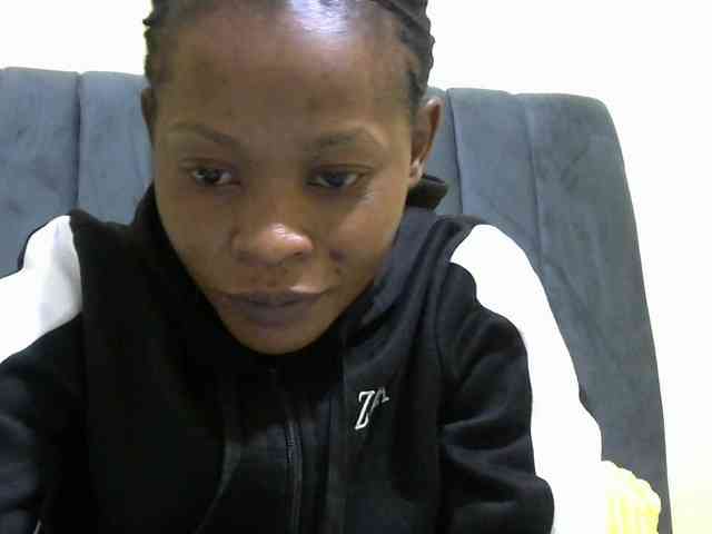 PrettyAlianah webcam