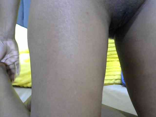 PrettyAlianah webcam