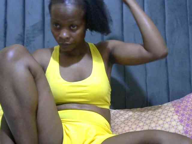 PrettyAlianah webcam