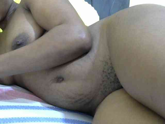 PrettyAlianah webcam