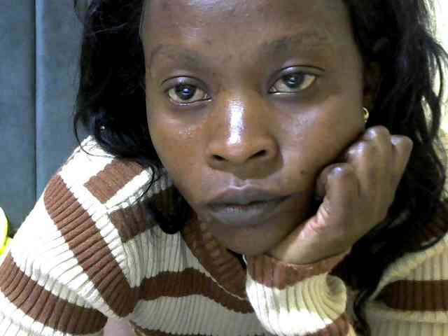 PrettyAlianah webcam