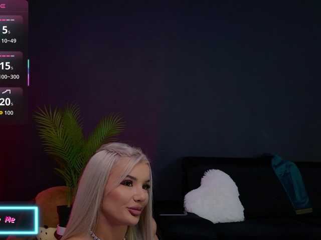Sex chat gratuit in direct cu CelyneMay pe BongaCams