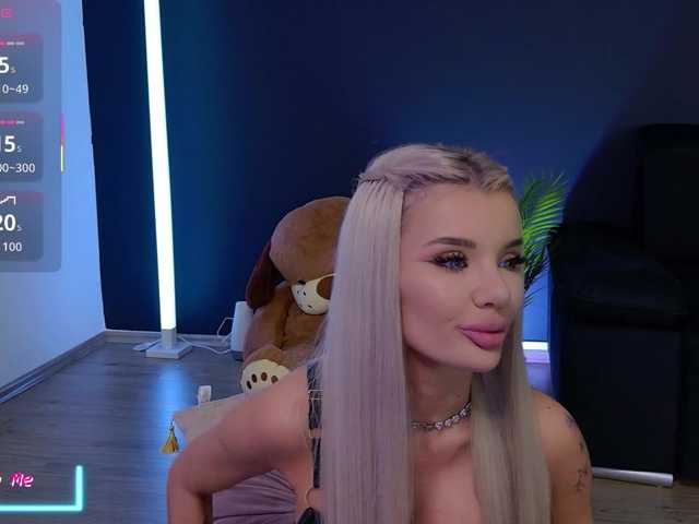 CelyneMay live webcam show