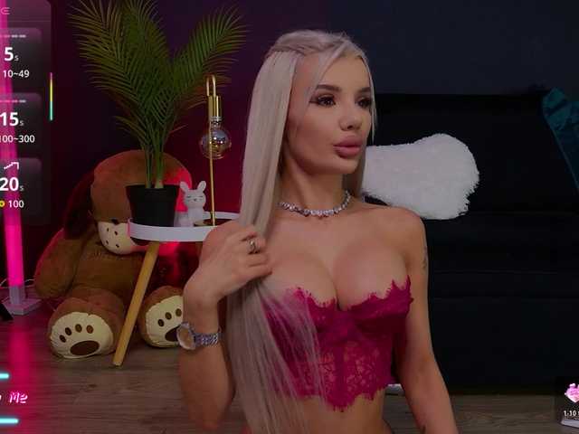 Sex chat gratuit in direct cu CelyneMay pe BongaCams