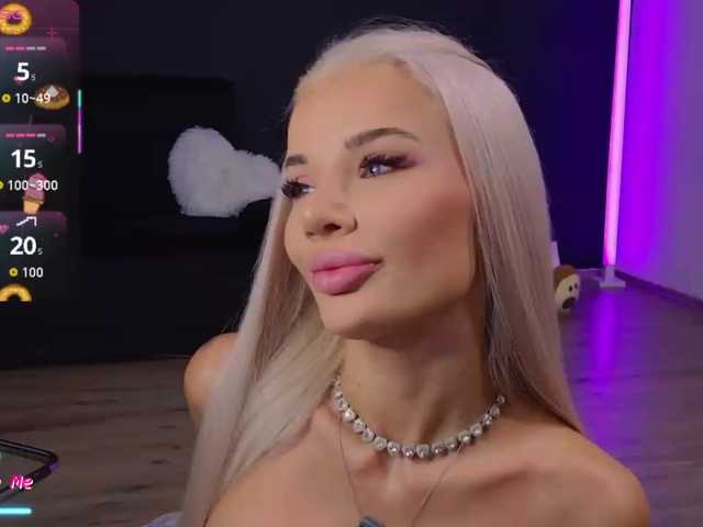Sex chat gratuit in direct cu CelyneMay pe BongaCams
