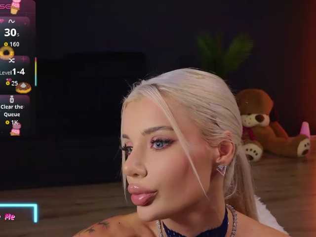 CelyneMay live cam on BongaCams