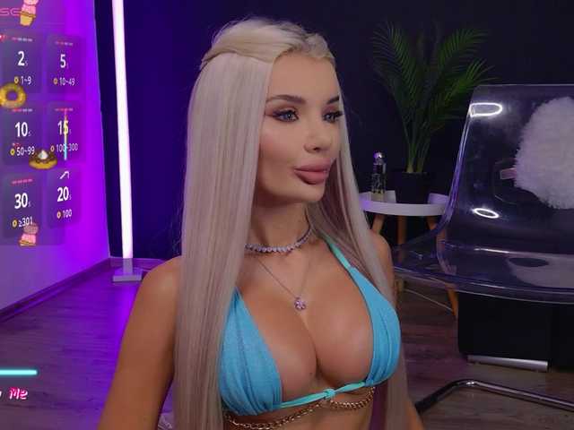Sex chat gratuit in direct cu CelyneMay pe BongaCams