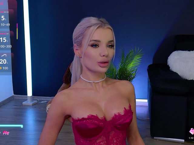 CelyneMay live webcam show