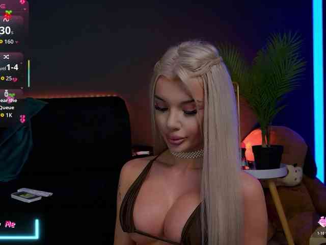 CelyneMay webcam