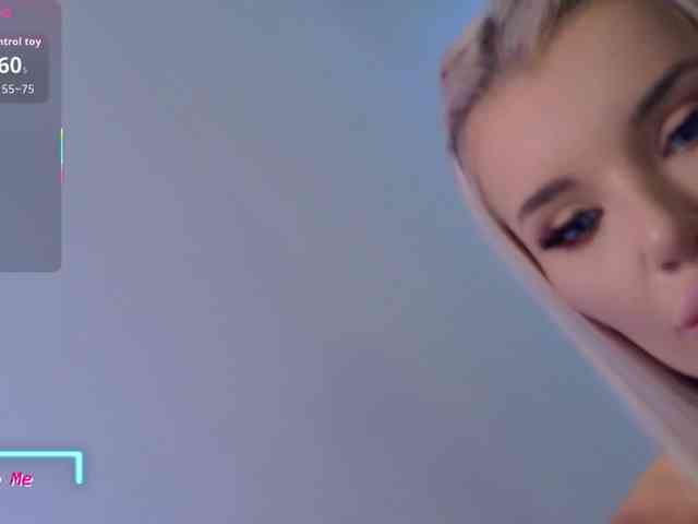 CelyneMay webcam
