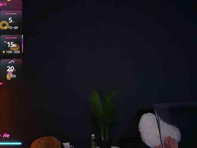 CelyneMay webcam