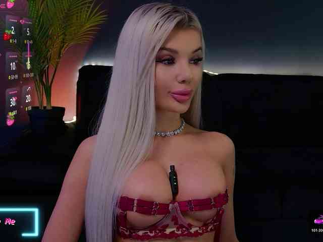 CelyneMay webcam