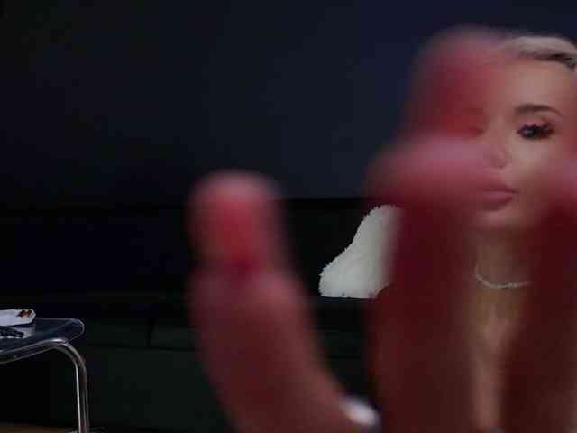 CelyneMay webcam