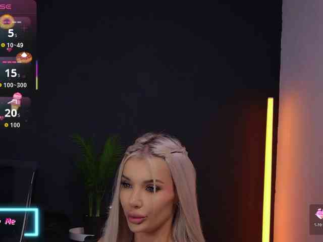 CelyneMay webcam
