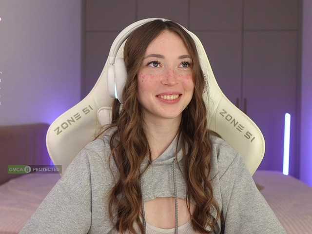 lollipop-o's BongaCams show and profile