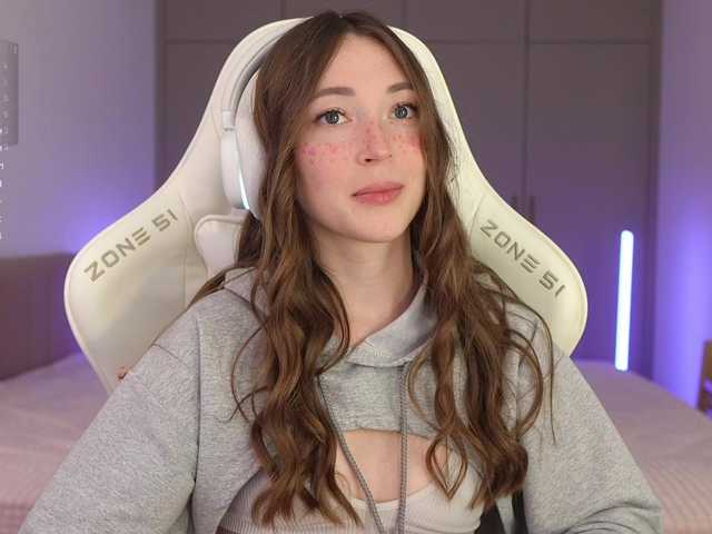 lollipop-o's BongaCams show and profile