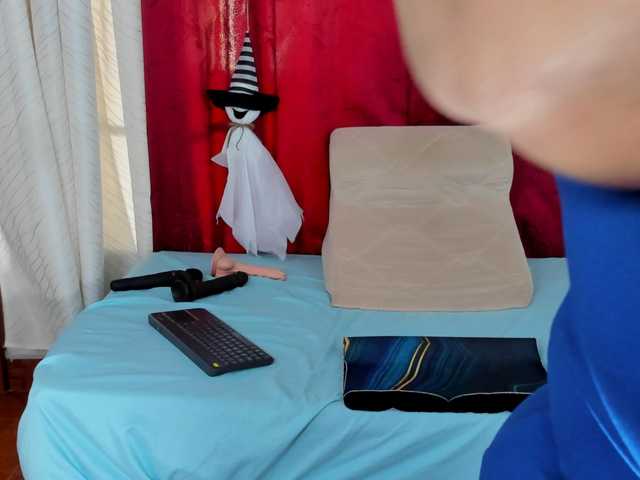 le modèle bbwsalome est en webcam porno dans un show sur le site bongacams, il possède les tags suivants: Latino/Hispanic,Brunette,Trimmed