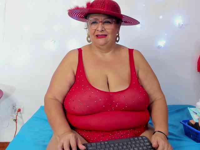 bbwsalome webcam