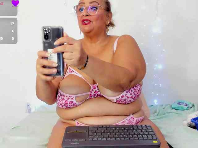 bbwsalome webcam