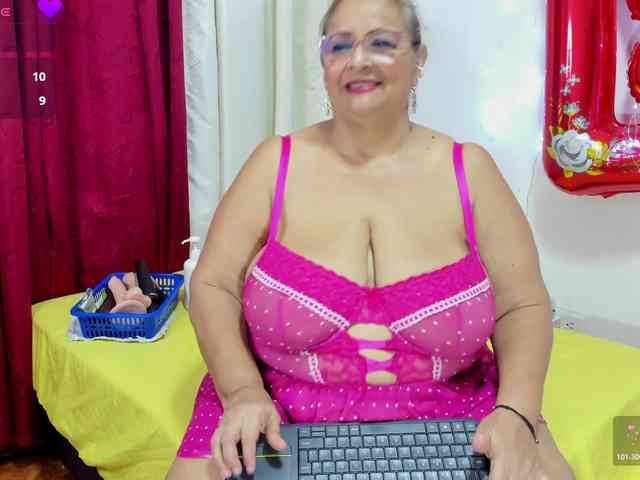 bbwsalome webcam