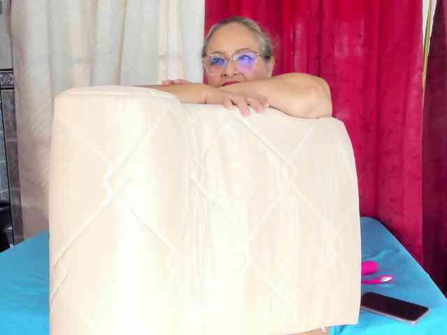bbwsalome webcam