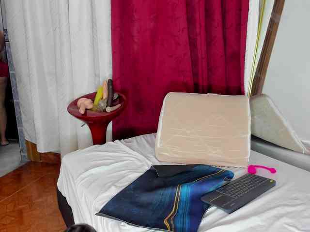 bbwsalome webcam