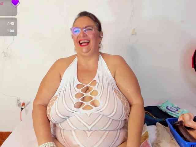 bbwsalome webcam