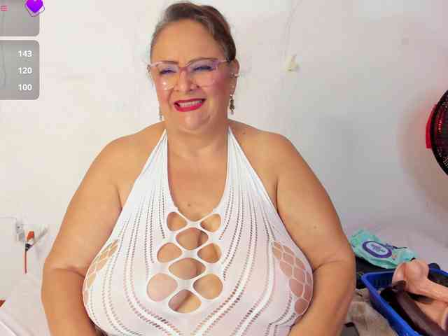 bbwsalome webcam