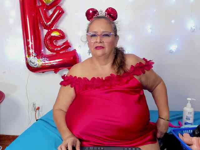 bbwsalome webcam