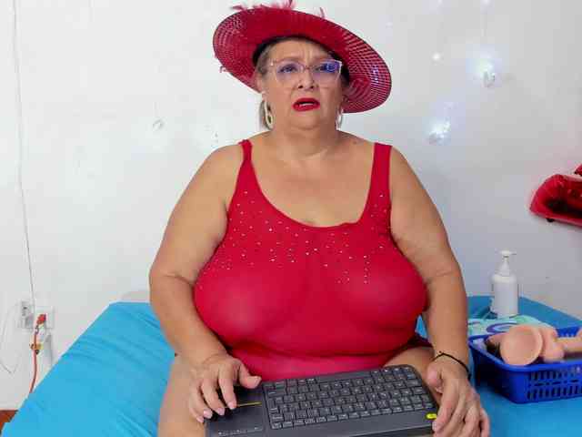 bbwsalome webcam
